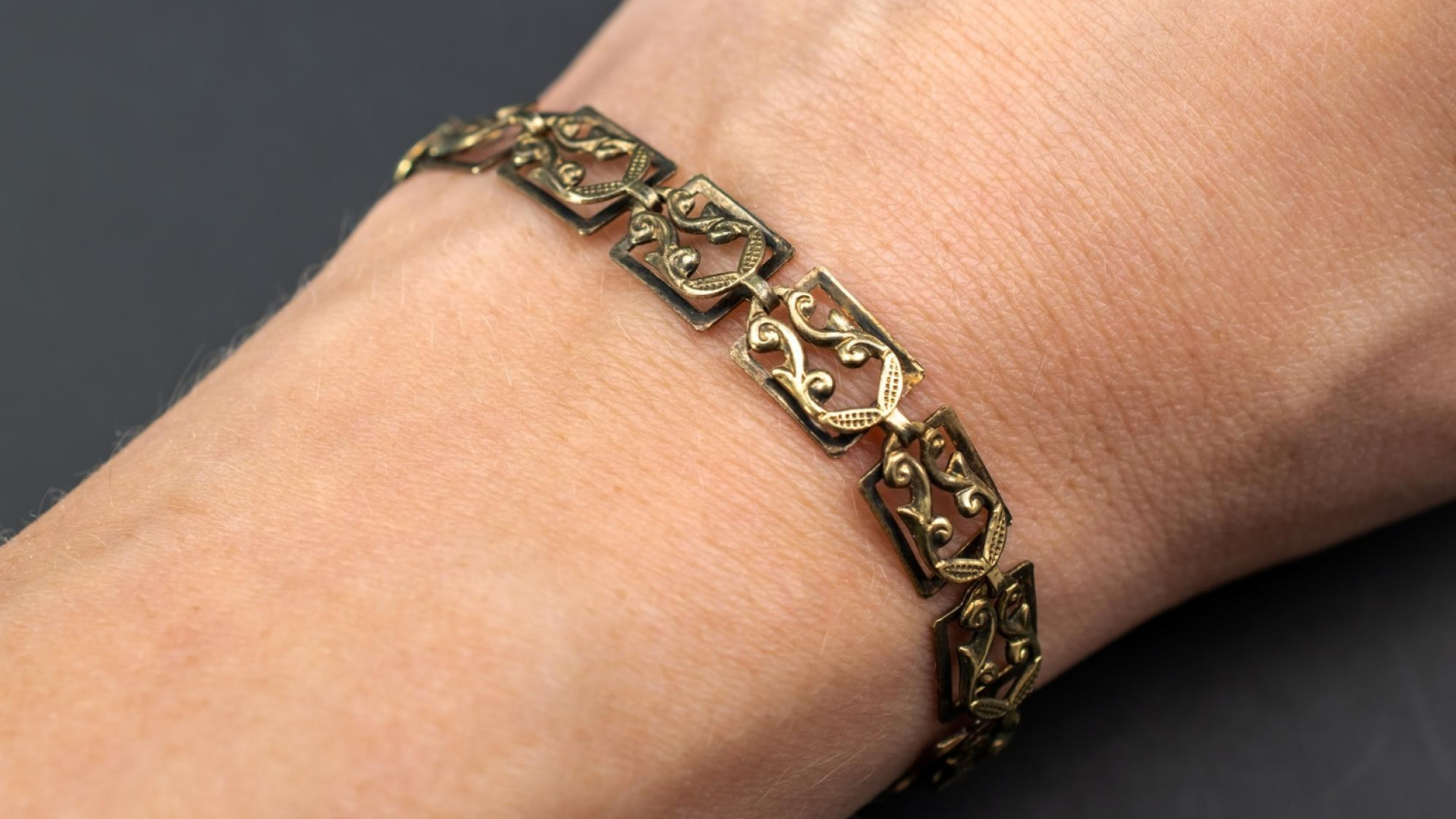 Pourquoi choisir un bracelet ancien plutôt qu’un bijou moderne ?